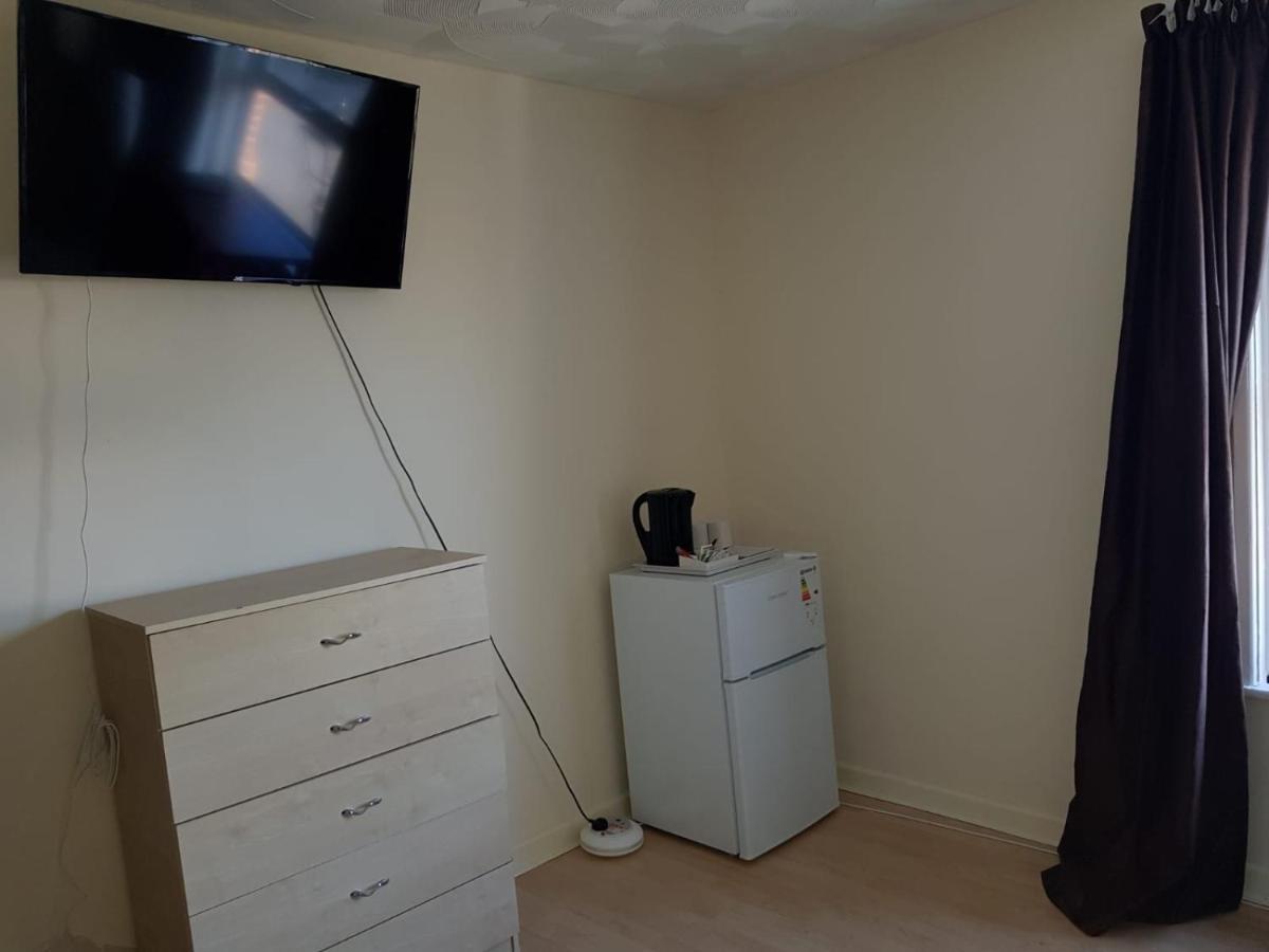 Blackberry Rooms Self-Catering サウサンプトン エクステリア 写真
