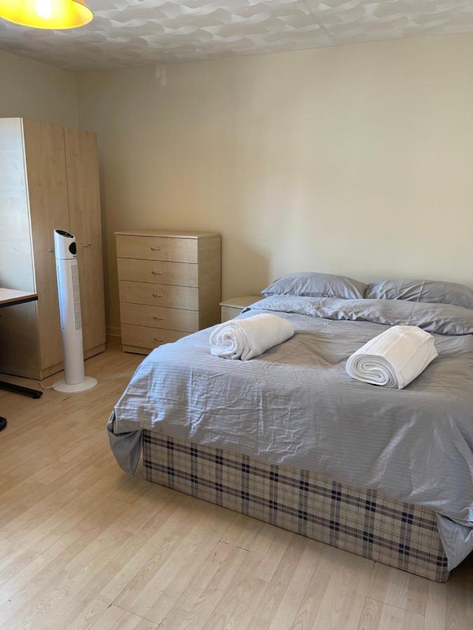 Blackberry Rooms Self-Catering サウサンプトン エクステリア 写真