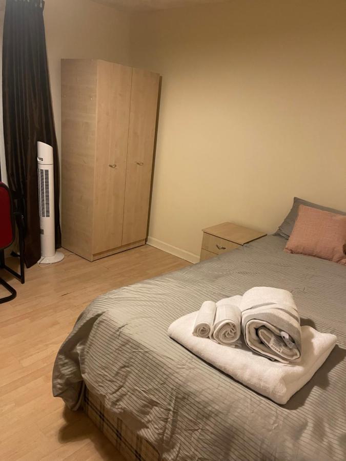 Blackberry Rooms Self-Catering サウサンプトン エクステリア 写真